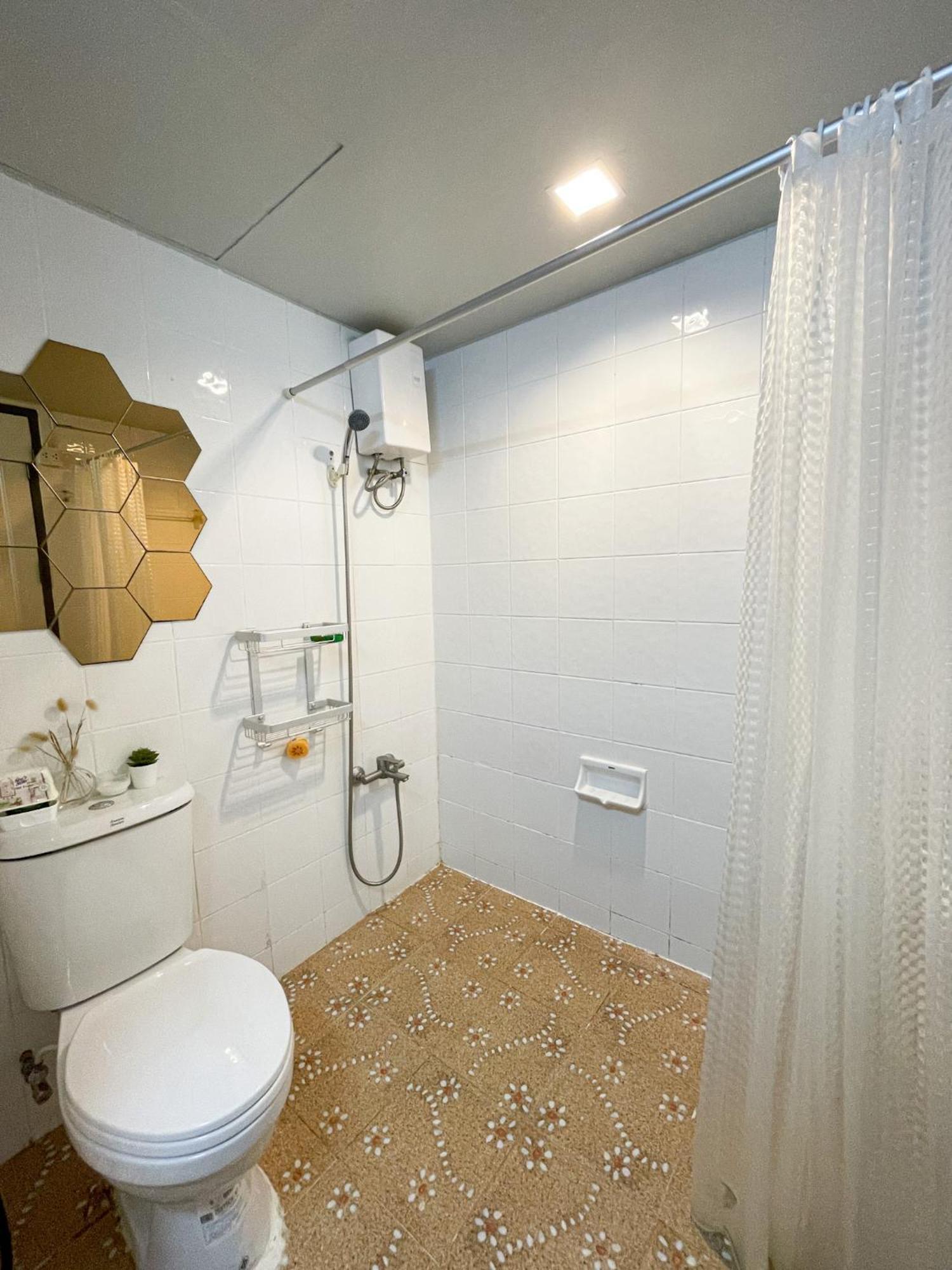 Tower Resident In The Heart Of Bangkok Shopping Center Appartement Makkasan Buitenkant foto
